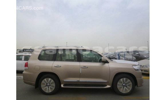 Buy Import Toyota Land Cruiser Other Car in Import - Dubai in A'ana Buy Import Toyota Land Cruiser Other Car in Import - Dubai in A'ana