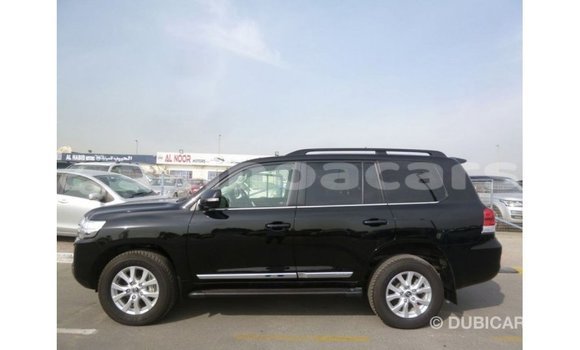 Buy Import Toyota Land Cruiser Black Car in Import - Dubai in A'ana Buy Import Toyota Land Cruiser Black Car in Import - Dubai in A'ana