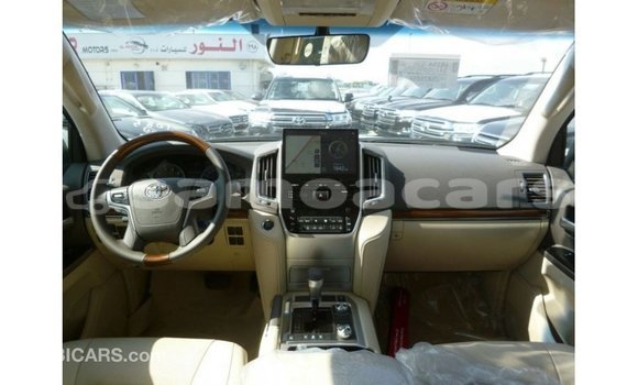 Buy Import Toyota Land Cruiser Other Car in Import - Dubai in A'ana Buy Import Toyota Land Cruiser Other Car in Import - Dubai in A'ana