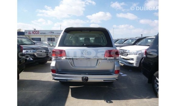 Buy Import Toyota Land Cruiser Other Car in Import - Dubai in A'ana Buy Import Toyota Land Cruiser Other Car in Import - Dubai in A'ana