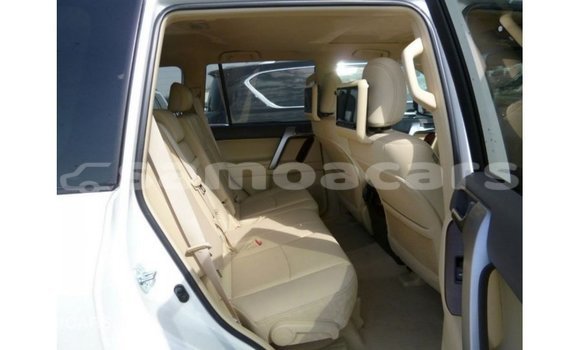 Buy Import Toyota Prado White Car in Import - Dubai in A'ana Buy Import Toyota Prado White Car in Import - Dubai in A'ana