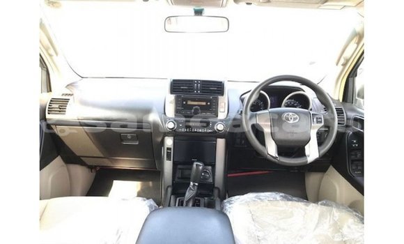 Buy Import Toyota Prado White Car in Import - Dubai in A'ana Buy Import Toyota Prado White Car in Import - Dubai in A'ana