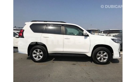 Buy Import Toyota Prado White Car in Import - Dubai in A'ana Buy Import Toyota Prado White Car in Import - Dubai in A'ana