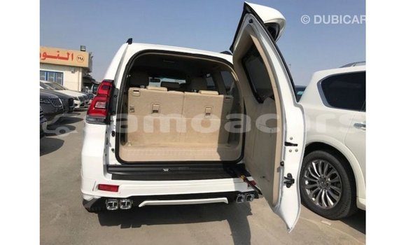 Buy Import Toyota Prado White Car in Import - Dubai in A'ana Buy Import Toyota Prado White Car in Import - Dubai in A'ana