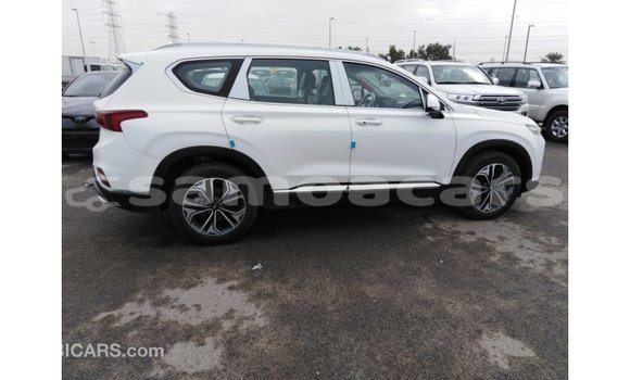 Buy Import Hyundai Santa Fe White Car in Import - Dubai in A'ana Buy Import Hyundai Santa Fe White Car in Import - Dubai in A'ana