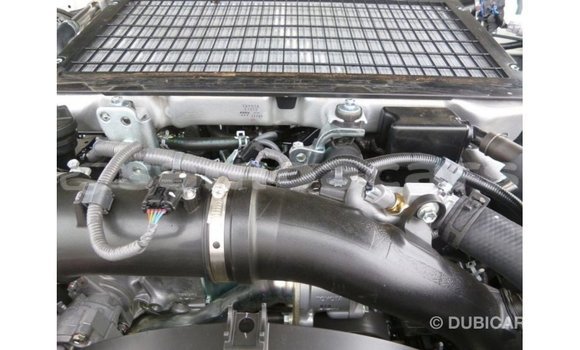 Buy Import Toyota Land Cruiser White Car in Import - Dubai in A'ana Buy Import Toyota Land Cruiser White Car in Import - Dubai in A'ana