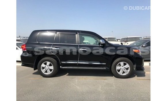 Buy Import Toyota Land Cruiser Black Car in Import - Dubai in A'ana Buy Import Toyota Land Cruiser Black Car in Import - Dubai in A'ana