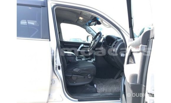 Buy Import Toyota Land Cruiser Other Car in Import - Dubai in A'ana Buy Import Toyota Land Cruiser Other Car in Import - Dubai in A'ana