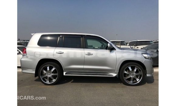 Buy Import Toyota Land Cruiser Other Car in Import - Dubai in A'ana Buy Import Toyota Land Cruiser Other Car in Import - Dubai in A'ana