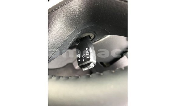 Buy Import Toyota Land Cruiser White Car in Import - Dubai in A'ana Buy Import Toyota Land Cruiser White Car in Import - Dubai in A'ana