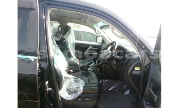 Buy Import Toyota Land Cruiser Black Car in Import - Dubai in A'ana Buy Import Toyota Land Cruiser Black Car in Import - Dubai in A'ana