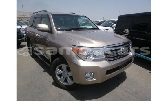 Buy Import Toyota Land Cruiser Other Car in Import - Dubai in A'ana Buy Import Toyota Land Cruiser Other Car in Import - Dubai in A'ana