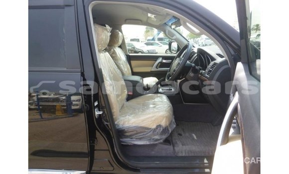 Buy Import Toyota Land Cruiser Black Car in Import - Dubai in A'ana Buy Import Toyota Land Cruiser Black Car in Import - Dubai in A'ana