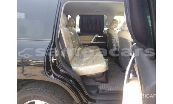Buy Import Toyota Land Cruiser Black Car in Import - Dubai in A'ana Buy Import Toyota Land Cruiser Black Car in Import - Dubai in A'ana