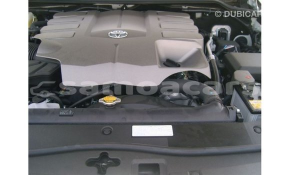 Buy Import Toyota Land Cruiser White Car in Import - Dubai in A'ana Buy Import Toyota Land Cruiser White Car in Import - Dubai in A'ana