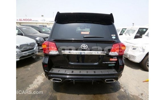Buy Import Toyota Land Cruiser Black Car in Import - Dubai in A'ana Buy Import Toyota Land Cruiser Black Car in Import - Dubai in A'ana
