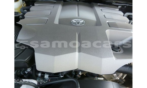 Buy Import Toyota Land Cruiser White Car in Import - Dubai in A'ana Buy Import Toyota Land Cruiser White Car in Import - Dubai in A'ana