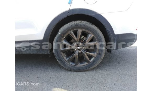 Buy Import Hyundai Santa Fe White Car in Import - Dubai in A'ana Buy Import Hyundai Santa Fe White Car in Import - Dubai in A'ana