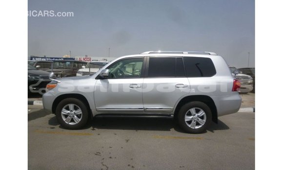 Buy Import Toyota Land Cruiser Other Car in Import - Dubai in A'ana Buy Import Toyota Land Cruiser Other Car in Import - Dubai in A'ana