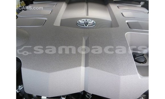 Buy Import Toyota Land Cruiser White Car in Import - Dubai in A'ana Buy Import Toyota Land Cruiser White Car in Import - Dubai in A'ana