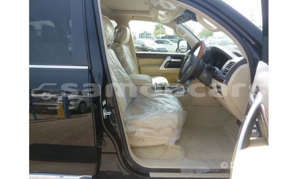 Buy Import Toyota Land Cruiser Black Car in Import - Dubai in A'ana Buy Import Toyota Land Cruiser Black Car in Import - Dubai in A'ana