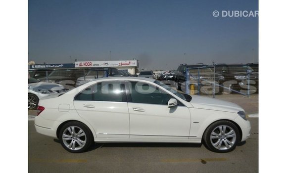 Buy Import Mercedes-Benz 200 White Car in Import - Dubai in A'ana Buy Import Mercedes-Benz 200 White Car in Import - Dubai in A'ana