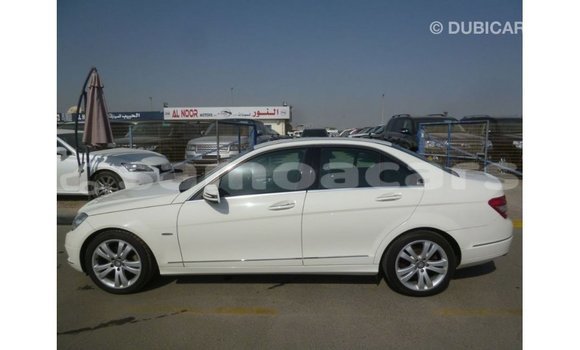 Buy Import Mercedes-Benz 200 White Car in Import - Dubai in A'ana Buy Import Mercedes-Benz 200 White Car in Import - Dubai in A'ana
