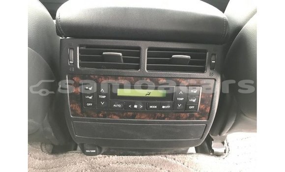 Buy Import Toyota Land Cruiser White Car in Import - Dubai in A'ana Buy Import Toyota Land Cruiser White Car in Import - Dubai in A'ana