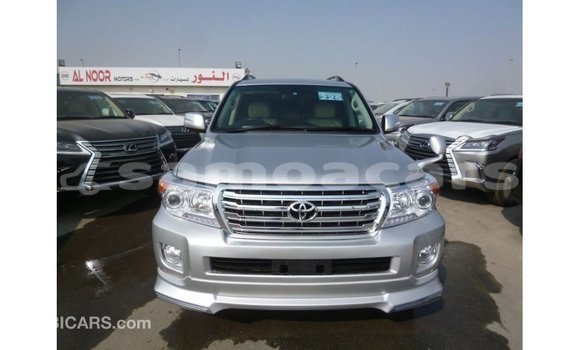 Acheter Import Voiture Toyota Land Cruiser Autre à Import - Dubai, A'ana Acheter Import Voiture Toyota Land Cruiser Autre à Import - Dubai, A'ana