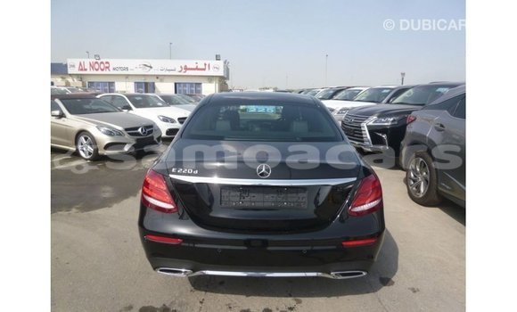 Buy Import Mercedes-Benz 190 Black Car in Import - Dubai in A'ana Buy Import Mercedes-Benz 190 Black Car in Import - Dubai in A'ana