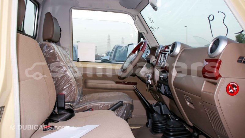 Big with watermark toyota land cruiser a ana import dubai 3877