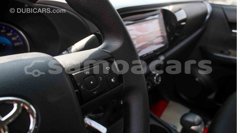 Big with watermark toyota hilux a ana import dubai 3880