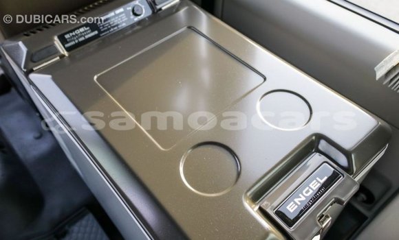 Acheter Import Voiture Toyota Coaster Blanc à Import - Dubai, A'ana Acheter Import Voiture Toyota Coaster Blanc à Import - Dubai, A'ana