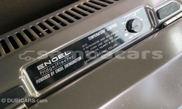 Acheter Import Voiture Toyota Coaster Blanc à Import - Dubai, A'ana Acheter Import Voiture Toyota Coaster Blanc à Import - Dubai, A'ana