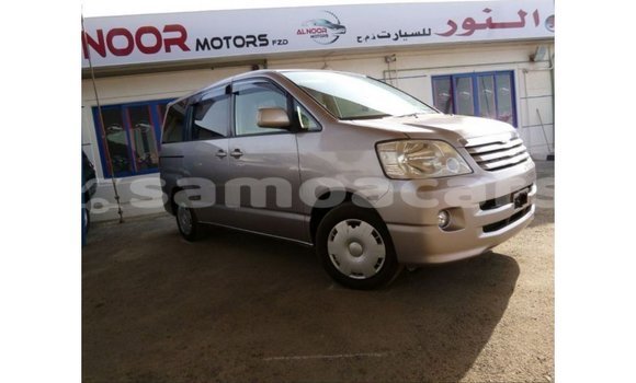 Buy Import Toyota Voxy Other Car in Import - Dubai in A'ana Buy Import Toyota Voxy Other Car in Import - Dubai in A'ana