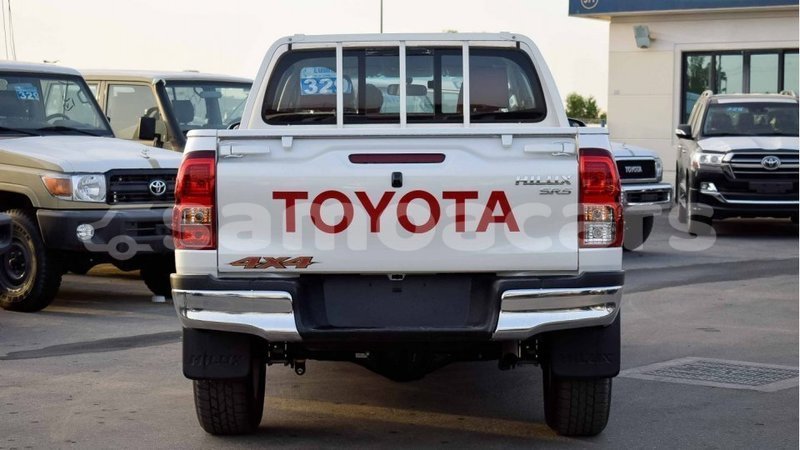 Big with watermark toyota hilux a ana import dubai 3890
