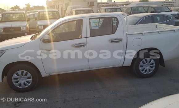 Acheter Import Voiture Toyota Hilux Blanc à Import - Dubai, A'ana Acheter Import Voiture Toyota Hilux Blanc à Import - Dubai, A'ana