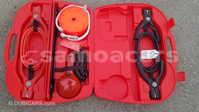 Big with watermark toyota hilux a ana import dubai 3893