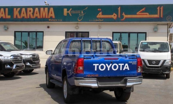 Acheter Import Voiture Toyota Hilux Bleu à Import - Dubai, A'ana Acheter Import Voiture Toyota Hilux Bleu à Import - Dubai, A'ana