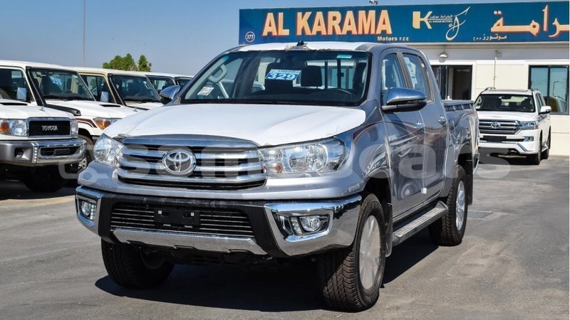 Big with watermark toyota hilux a ana import dubai 3896