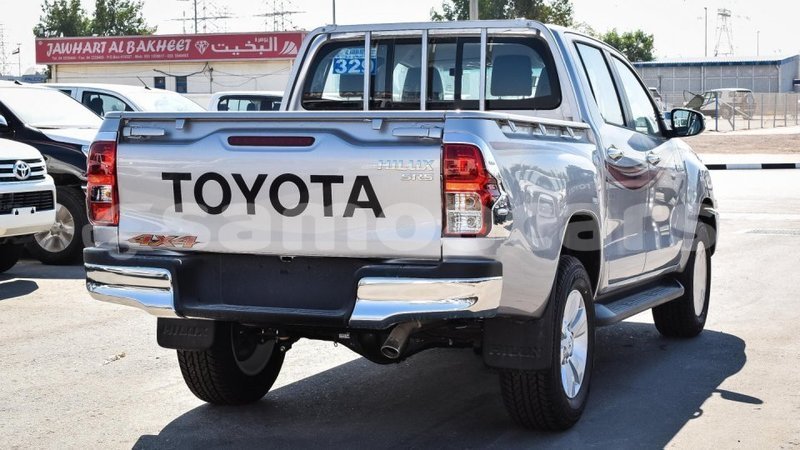 Big with watermark toyota hilux a ana import dubai 3896