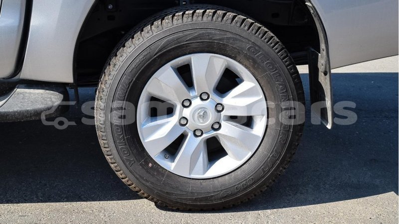 Big with watermark toyota hilux a ana import dubai 3896