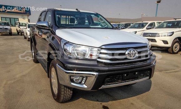 Buy Import Toyota Hilux Black Car in Import - Dubai in A'ana Buy Import Toyota Hilux Black Car in Import - Dubai in A'ana