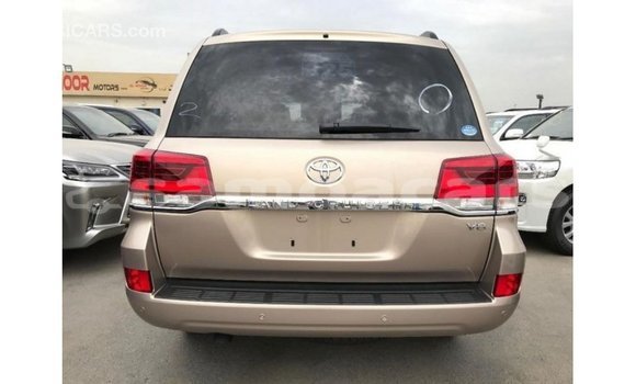 Buy Import Toyota Land Cruiser Other Car in Import - Dubai in A'ana Buy Import Toyota Land Cruiser Other Car in Import - Dubai in A'ana