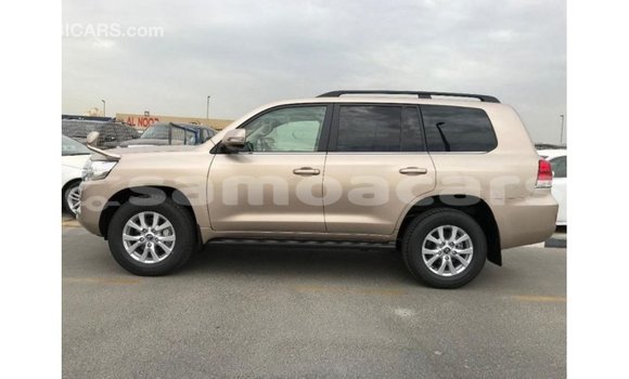 Buy Import Toyota Land Cruiser Other Car in Import - Dubai in A'ana Buy Import Toyota Land Cruiser Other Car in Import - Dubai in A'ana