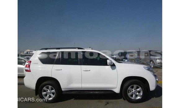 Buy Import Toyota Prado White Car in Import - Dubai in A'ana Buy Import Toyota Prado White Car in Import - Dubai in A'ana
