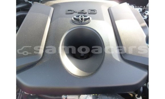 Buy Import Toyota Prado White Car in Import - Dubai in A'ana Buy Import Toyota Prado White Car in Import - Dubai in A'ana