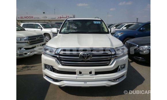 Buy Import Toyota Land Cruiser White Car in Import - Dubai in A'ana Buy Import Toyota Land Cruiser White Car in Import - Dubai in A'ana