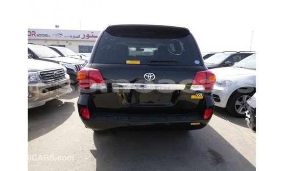 Buy Import Toyota Land Cruiser Black Car in Import - Dubai in A'ana Buy Import Toyota Land Cruiser Black Car in Import - Dubai in A'ana
