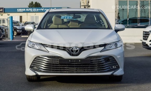 Buy Import Toyota Camry White Car in Import - Dubai in A'ana Buy Import Toyota Camry White Car in Import - Dubai in A'ana